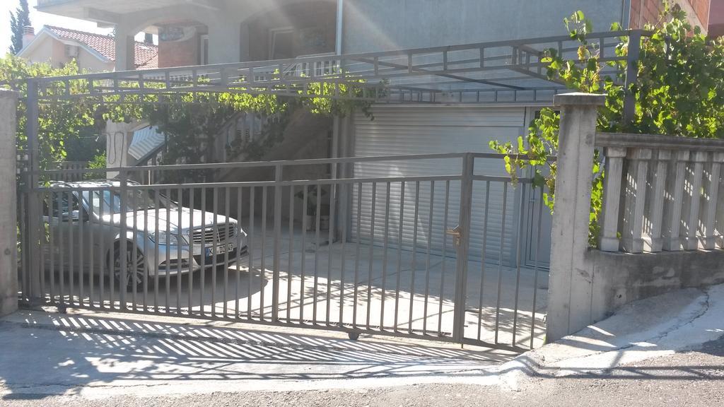 Apartment Villa Dobrijevic -Seljanovo Tivat Kültér fotó